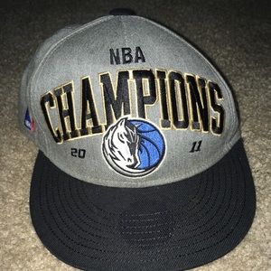 Used Mavs snapback